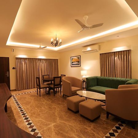 Poppys Vista Hotel Thirumurugan Poondi Экстерьер фото