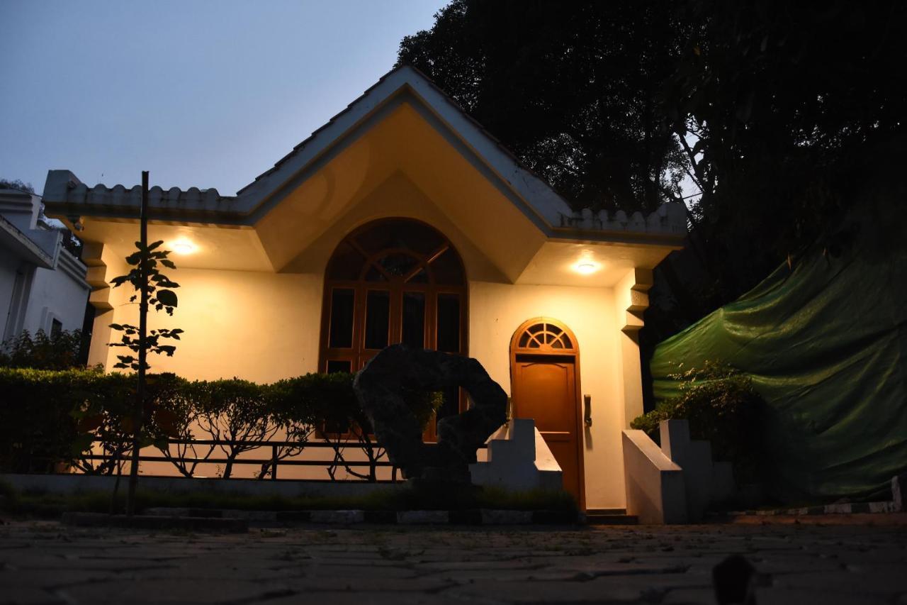Poppys Vista Hotel Thirumurugan Poondi Экстерьер фото