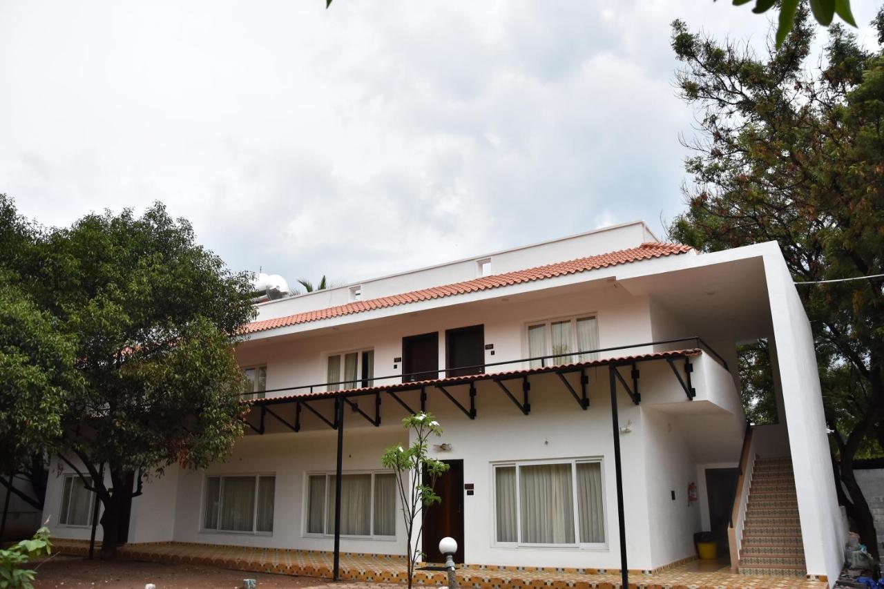 Poppys Vista Hotel Thirumurugan Poondi Экстерьер фото