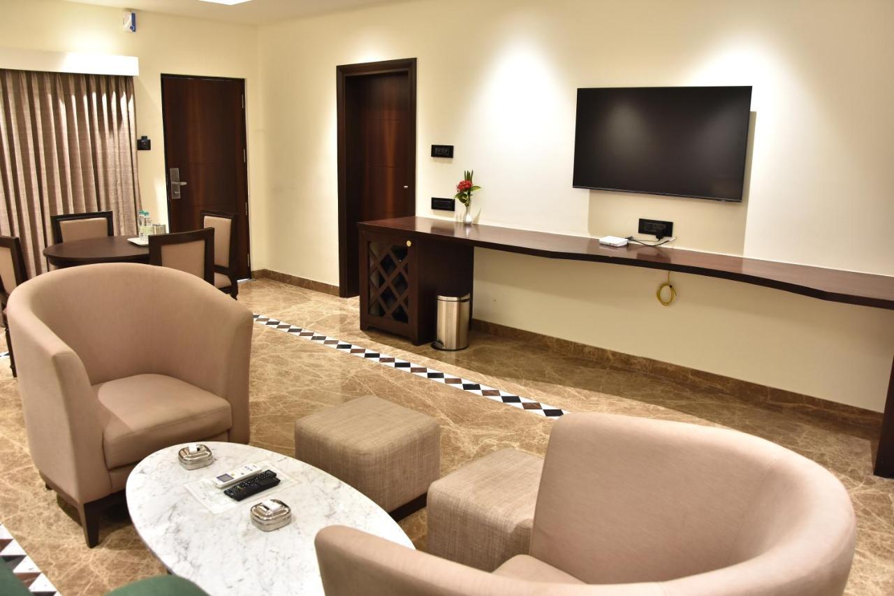 Poppys Vista Hotel Thirumurugan Poondi Экстерьер фото