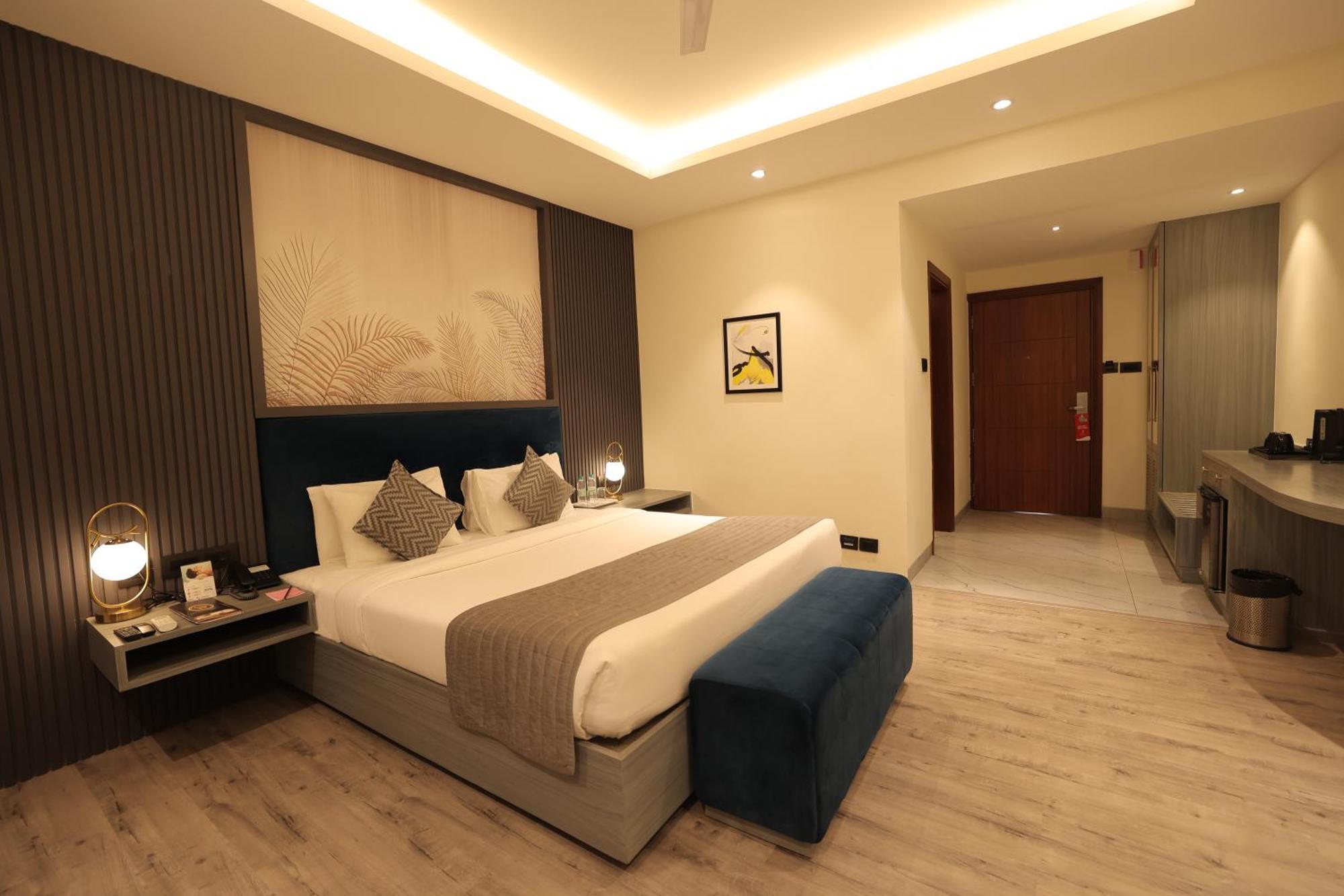 Poppys Vista Hotel Thirumurugan Poondi Экстерьер фото