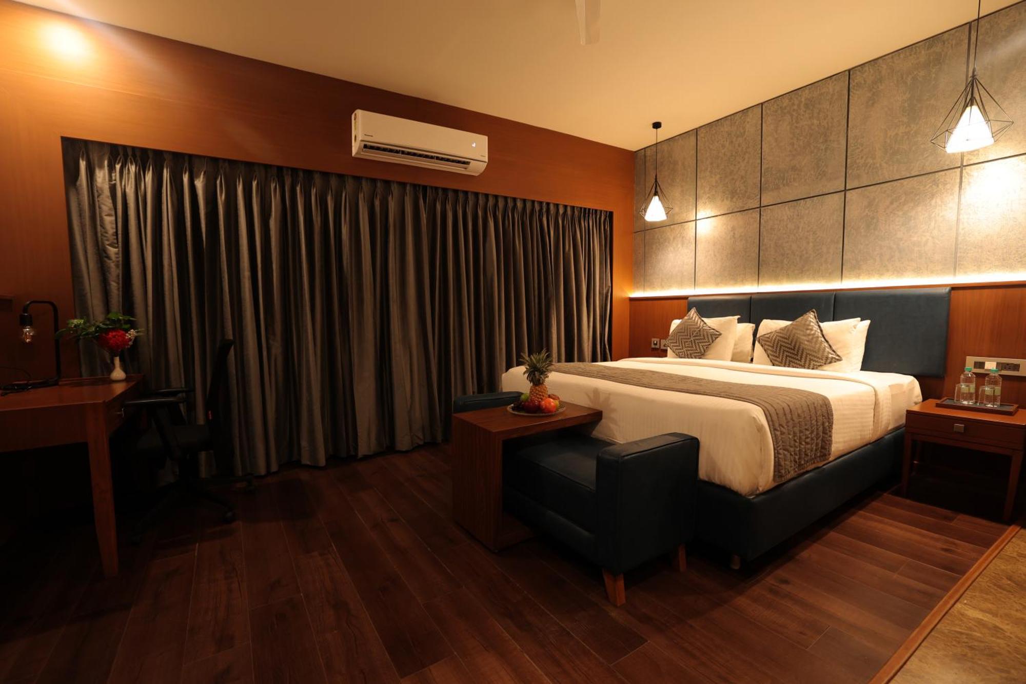 Poppys Vista Hotel Thirumurugan Poondi Экстерьер фото