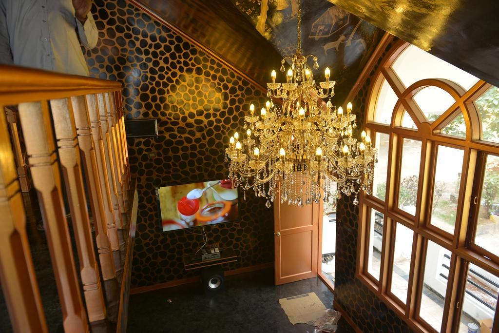 Poppys Vista Hotel Thirumurugan Poondi Экстерьер фото